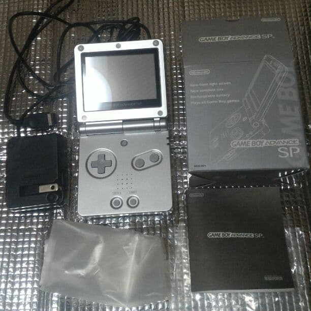 超美品！ GameBoy Advance 本体 プラチナシルバー Nintendo GAMEBOY ADVANCE SP Platinum Silver with Box AGS-001 Game