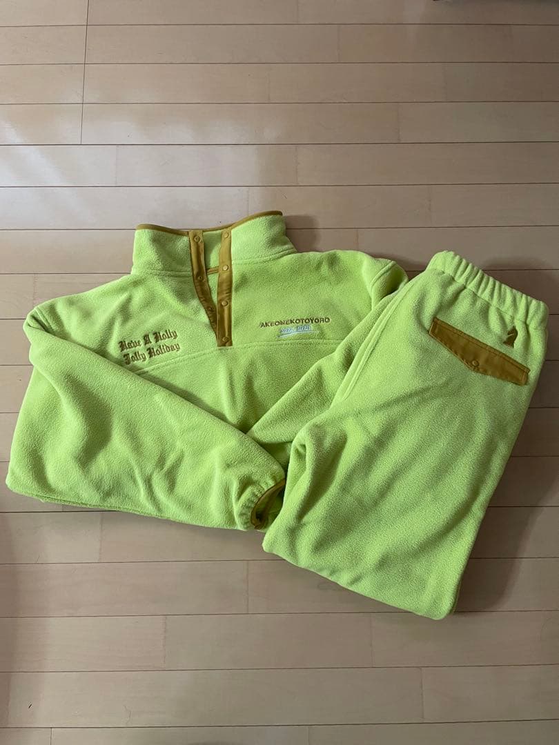 4seasons tokyo 2026フリース セットアップ ライム - メルカリ