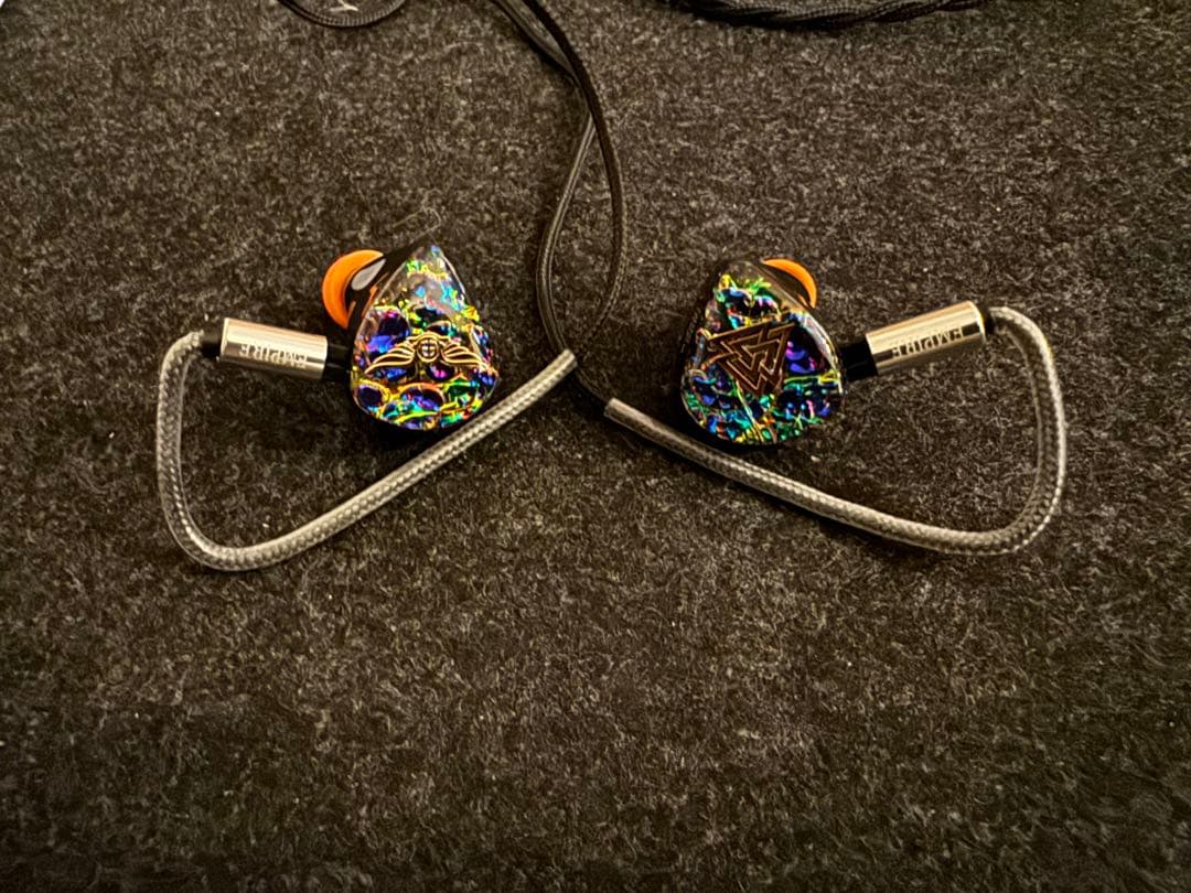 ほぼ新品 保証あり EMPIRE EARS ODIN 4.4mm