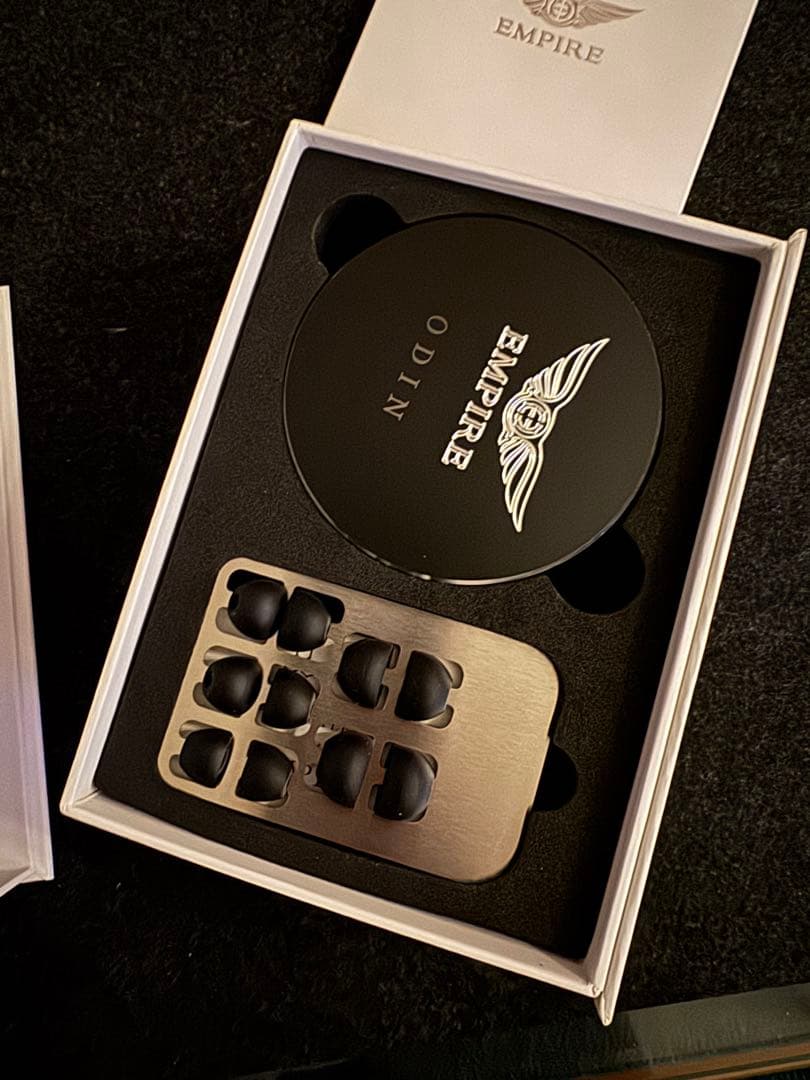 ほぼ新品 保証あり EMPIRE EARS ODIN 4.4mm
