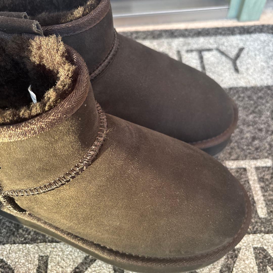 《EMU》厚底ムートンブーツ　ブラック24センチ