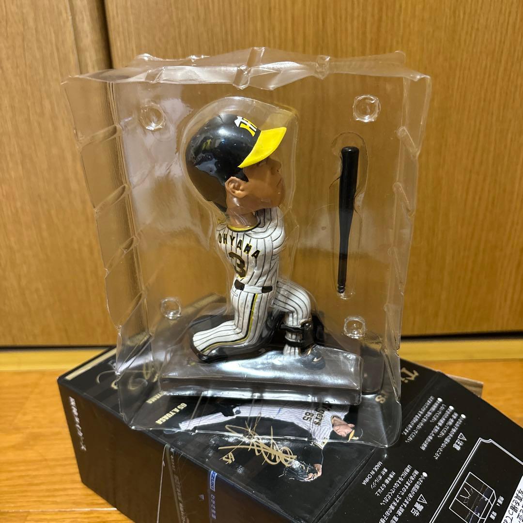 阪神タイガース 大山悠輔 2023年ボブルヘッドフィギュア - メルカリ