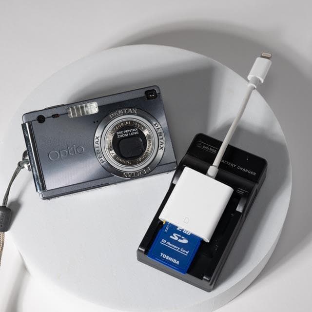 可愛いオールドコンデジ】PENTAX optio S4i シルバー