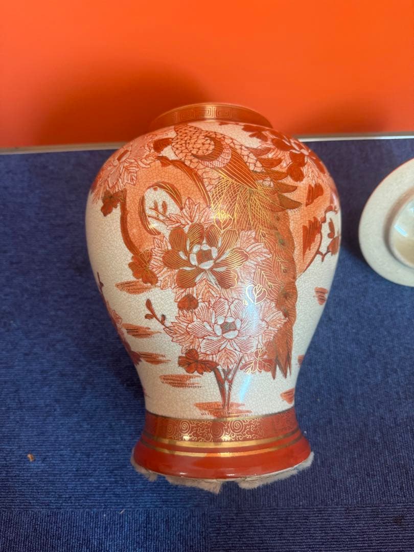 1863 薩摩焼 九十字壺 金継ぎ 赤絵金彩 孔雀牡丹 沈香壷 高40cm時代物