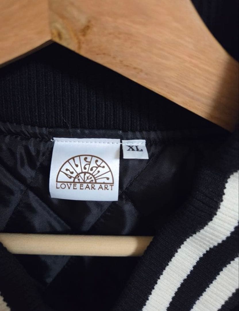 LOVE EAR ART】キムタク着用 50着限定 スタジャン ブラック XL - メルカリ