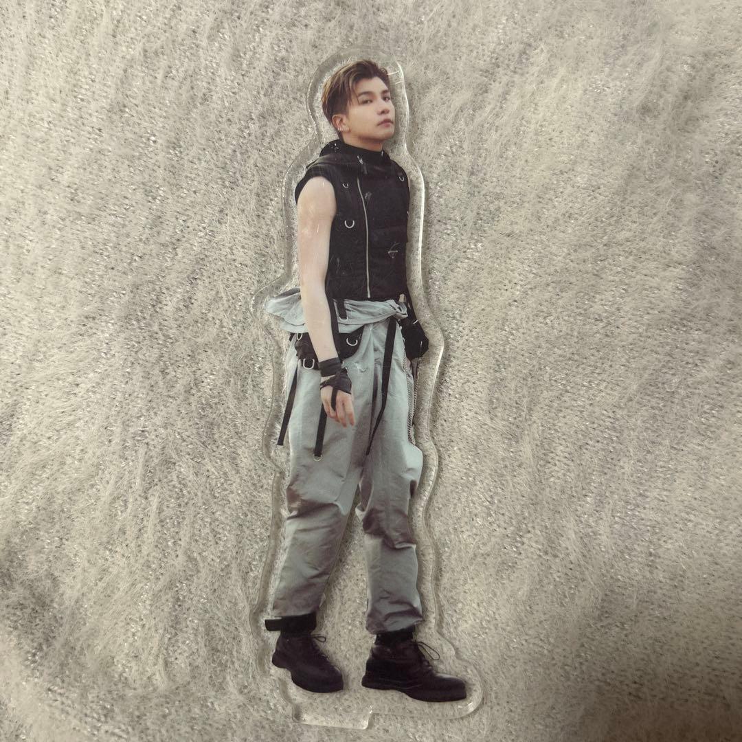 岩田剛典 アクリルスタンド - メルカリ