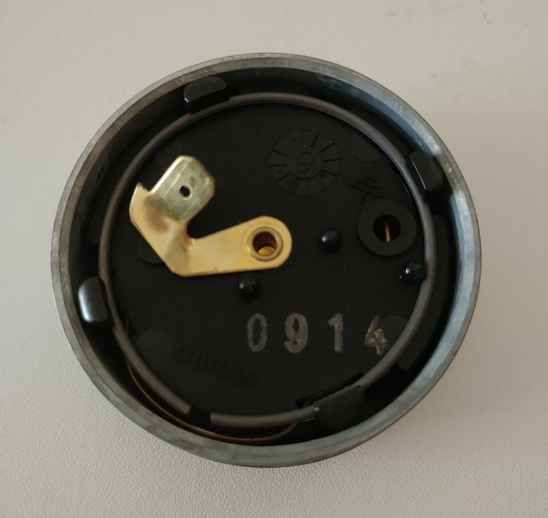 時限値下げ momo RACE ステアリング メタリックレッド TYP D35 - メルカリ