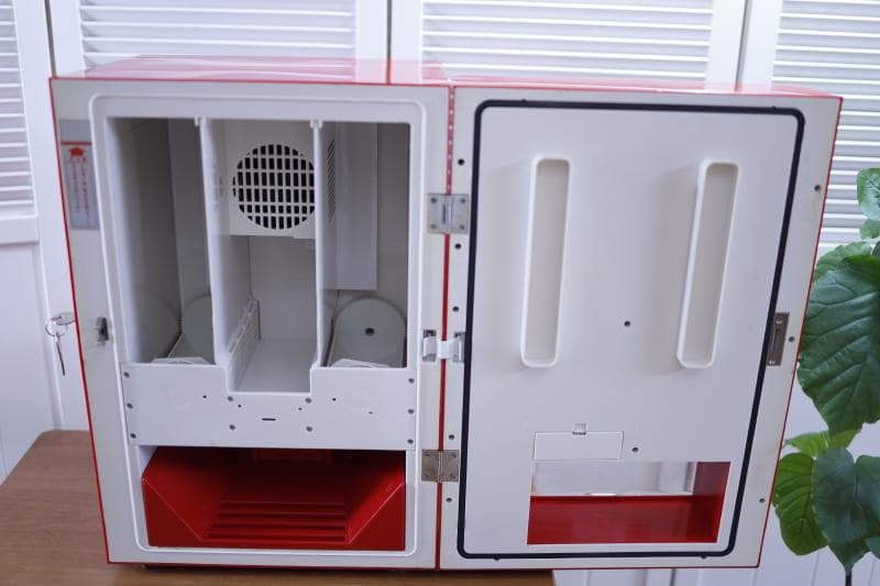 ◇マサオコーポレーション保冷庫 MSO-016R（赤）ミニ自動販売機型保冷