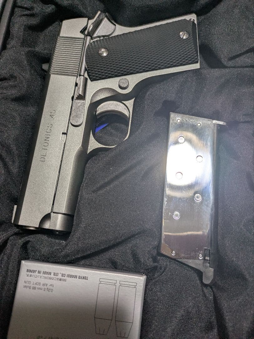 DETONICS 4.5 ガスガン 予備マガジン2本 - メルカリ