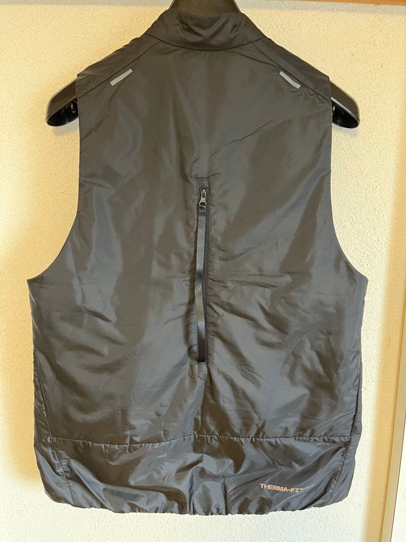 NIKE Therma-FIT ADV レペル ダウンフィルランニングベスト - メルカリ