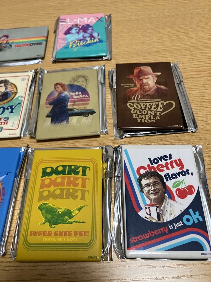 激レア！未使用ストレンジャーシングストレーディング缶マグネット