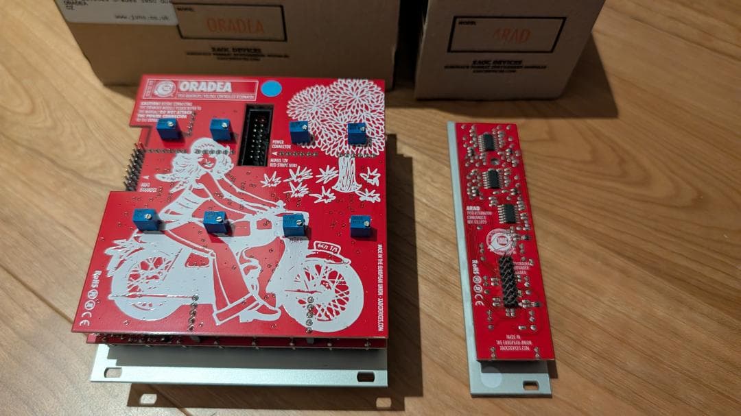 XAOC Devices / Oradea & Arad モジュラーシンセ