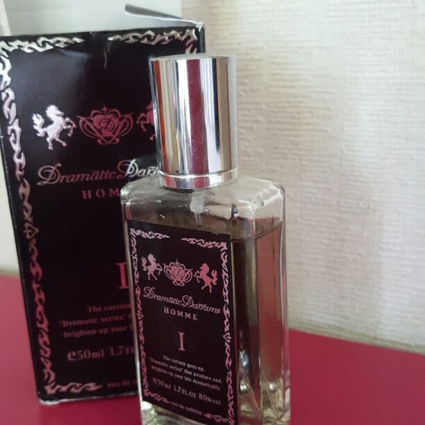 香水 ドラマティックパルファム オム - メルカリ