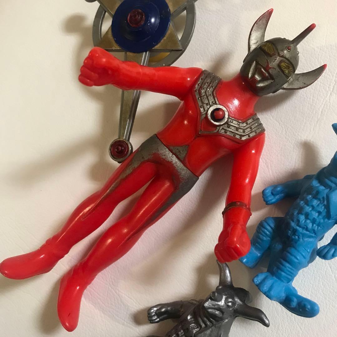 『ウルトラマンタロウ オイルドリンカー コスモリキッド アストロモンス』 人形 M.A.T］から「アストロモンス」＆「オイルドリンカー」に加えて