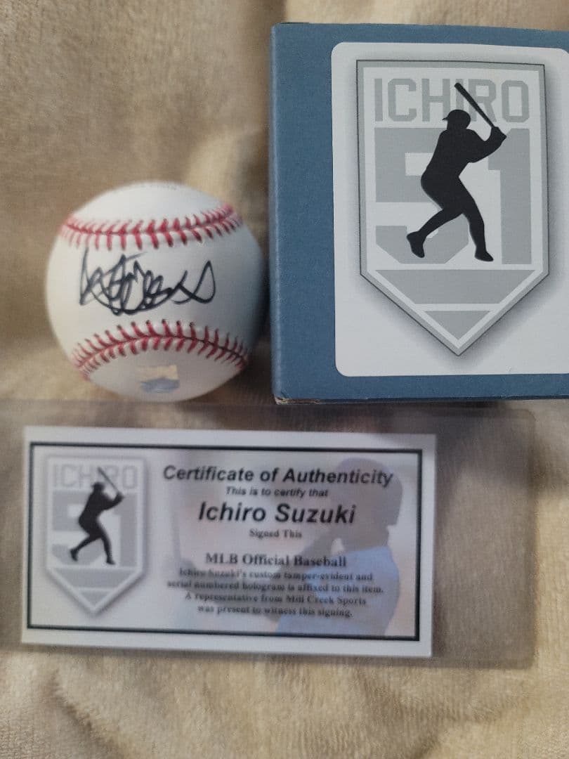 【超貴重】【MLB公式証明書付】イチロー　3,000本安打記念　直筆サインボール MLB3000本安打達成記念 イチロー選手直筆サインボール申込み受付開始