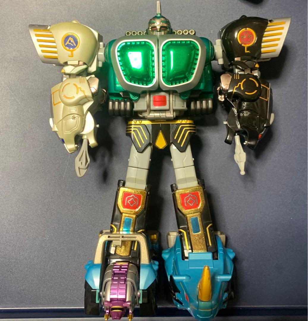 百獣戦隊ガオレンジャー DX超合金ガオマッスルストライカー - メルカリ