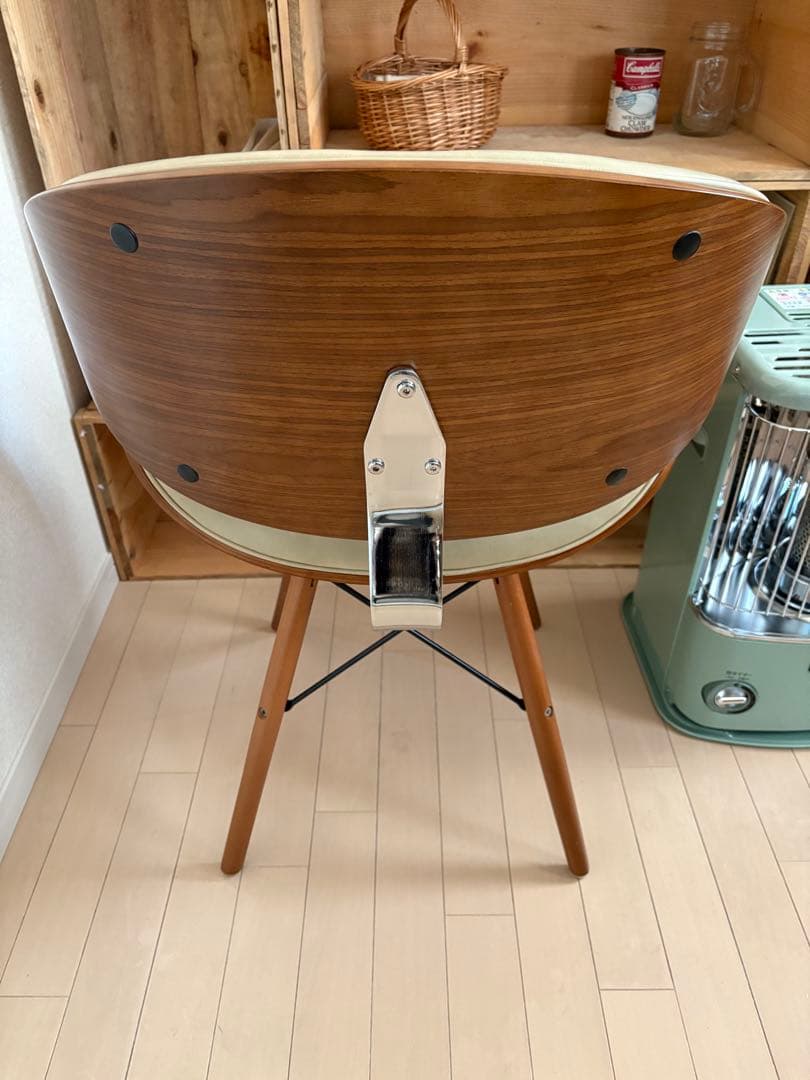 イームズ ダイニングチェア リプロダクト クリーム