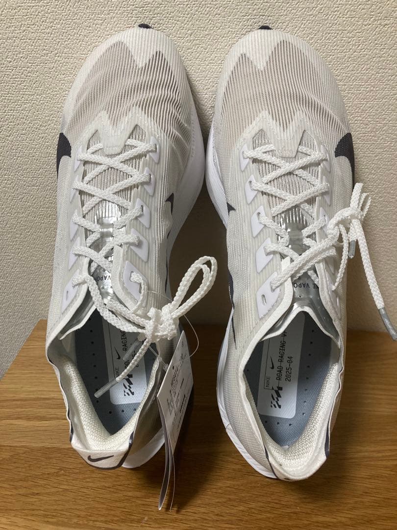 新品未使用 ナイキ ズームX ヴェイパーフライ ネクスト% 4 27.5cm