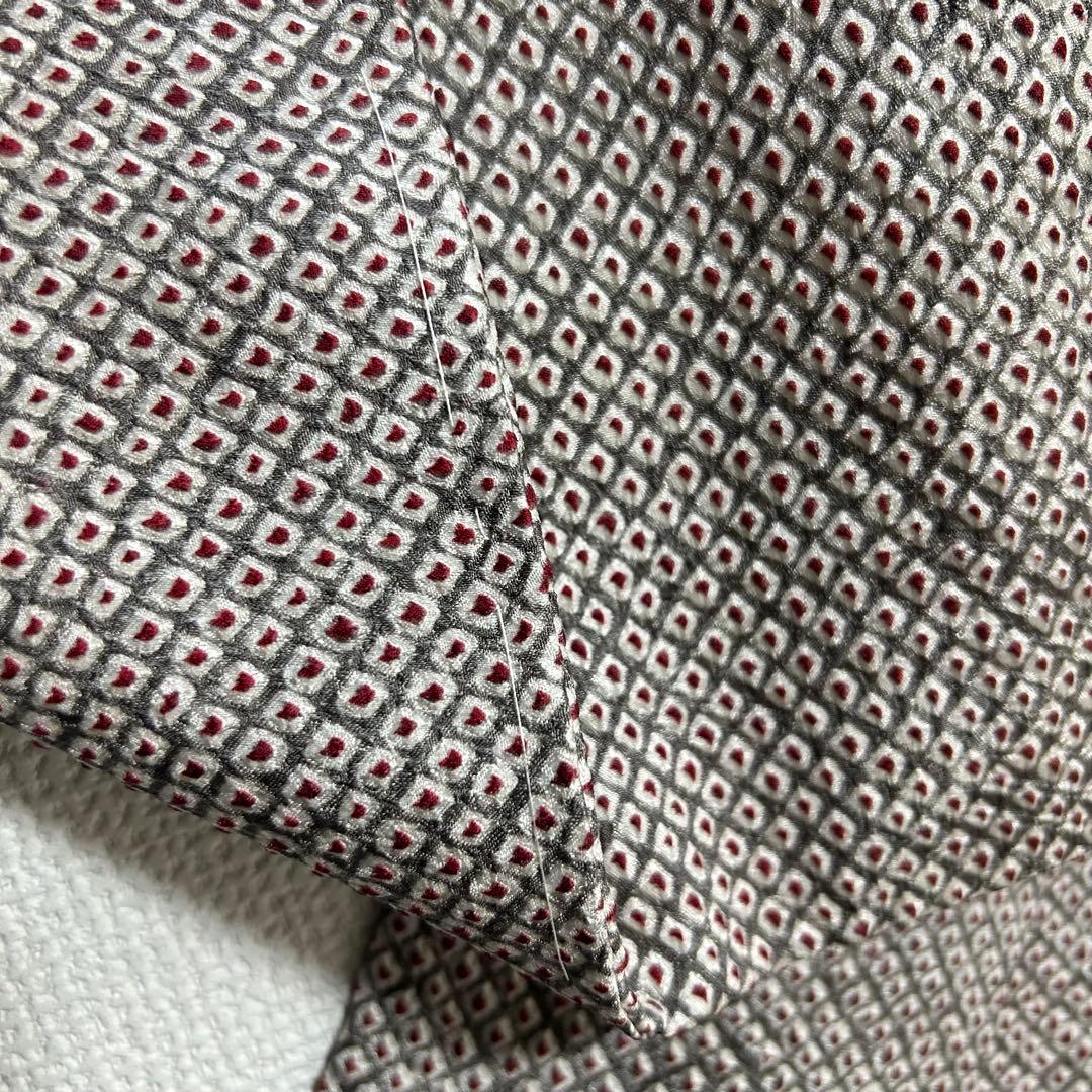 未使用品　カワイイ　総絞りの小紋　着物スキ倶楽部　４８０