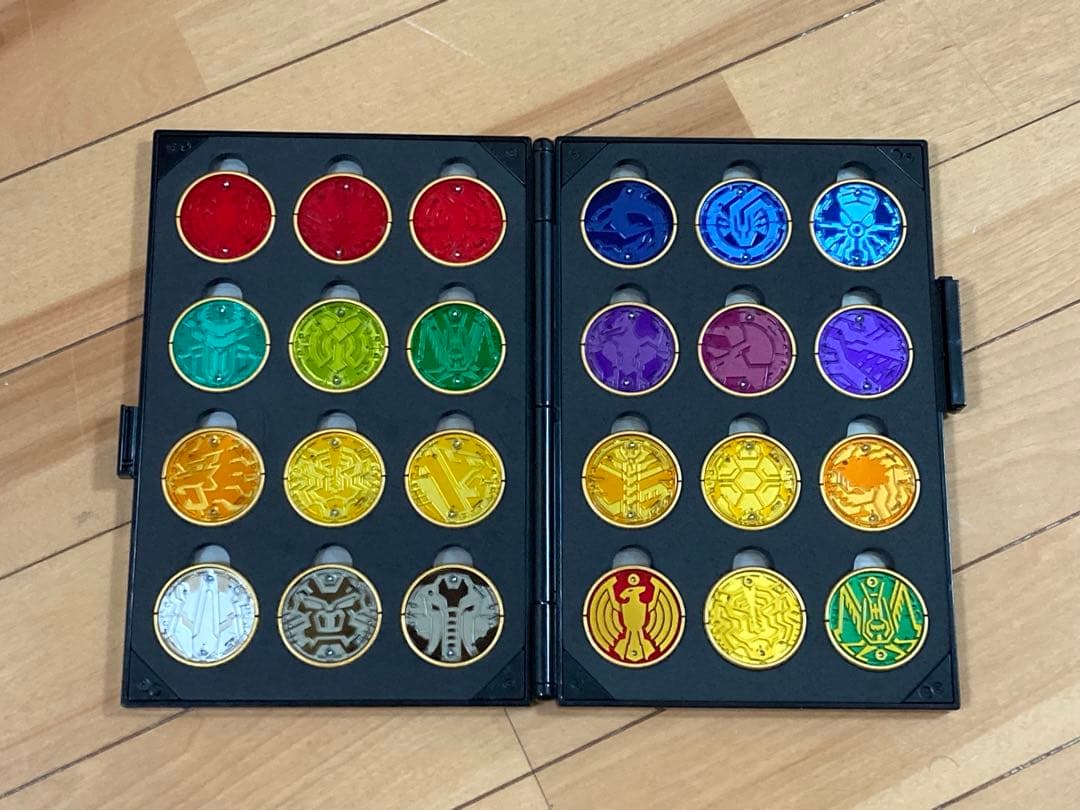 【ざき】CSM コアメダル オーメダルホルダーセット 予約開始】10月26日 「CSMコアメダル ウヴァセット」「CSMオーメダル