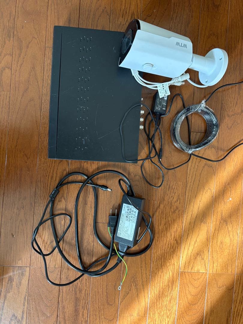 WTW ビデオレコーダー 4TB セット　カメラ　ケーブルセット不具合確認 販売終了】ハイブリッドデジタルレコーダー WTW-5H92 防犯カメラの塚本