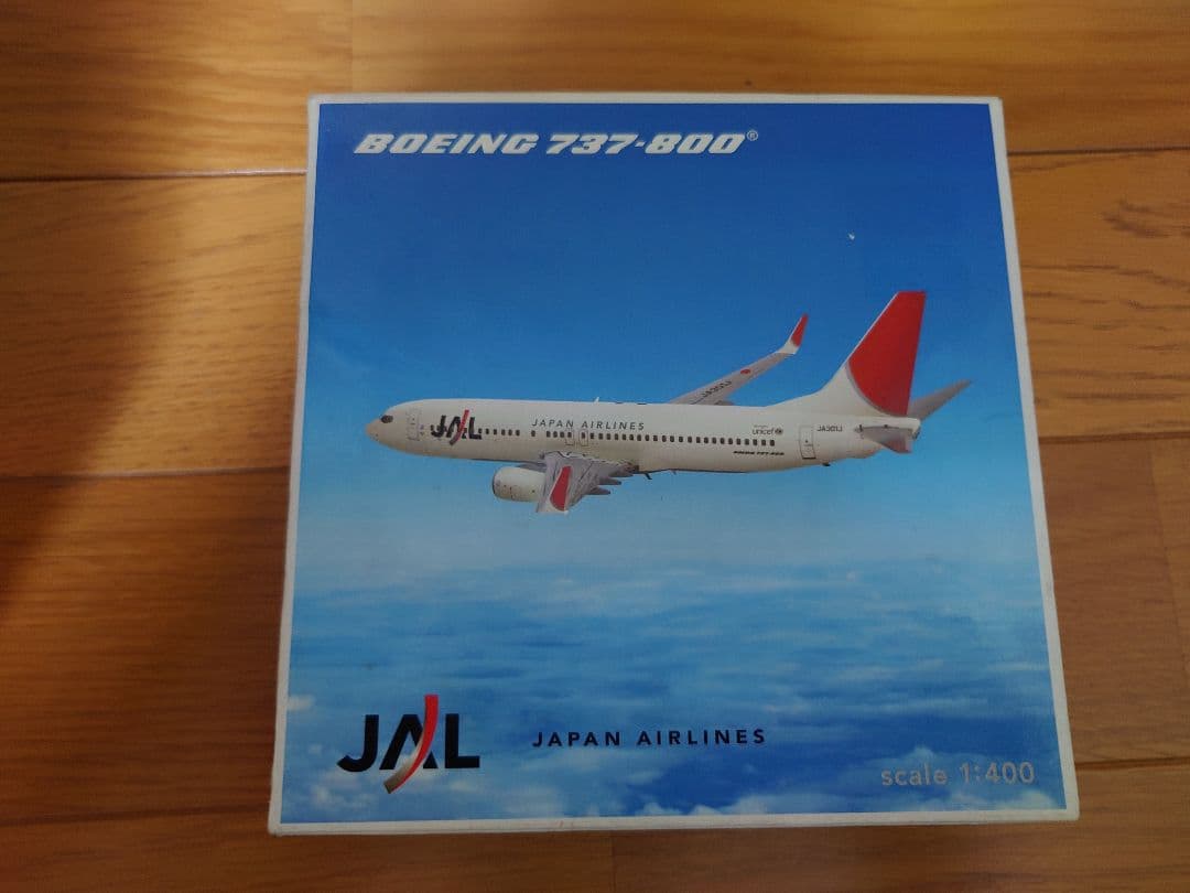 JALUX 日本航空 1/400 B737-800 JA301J - メルカリ
