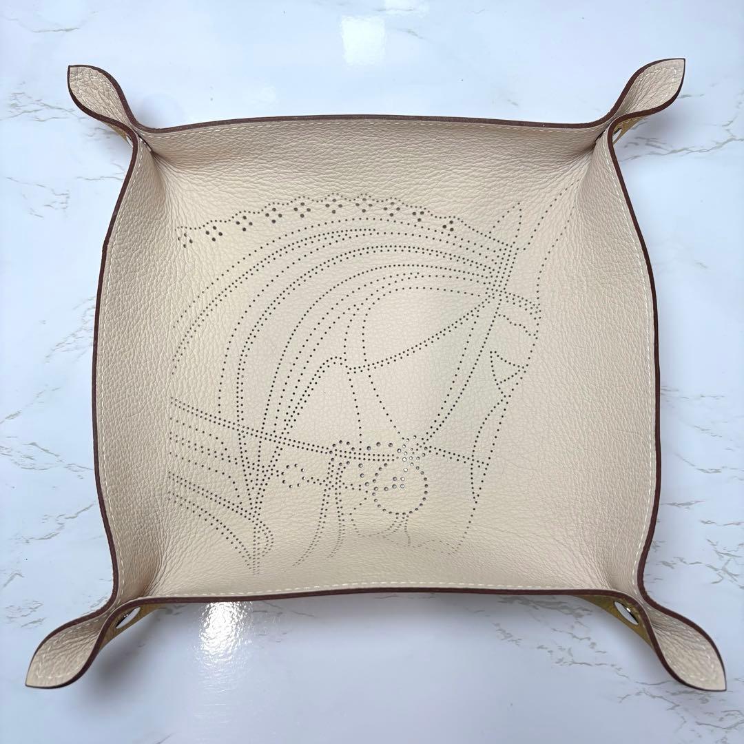 エルメス レザートレイ ヴィド ポッシュ ミーズエ ルランス ローブデュ