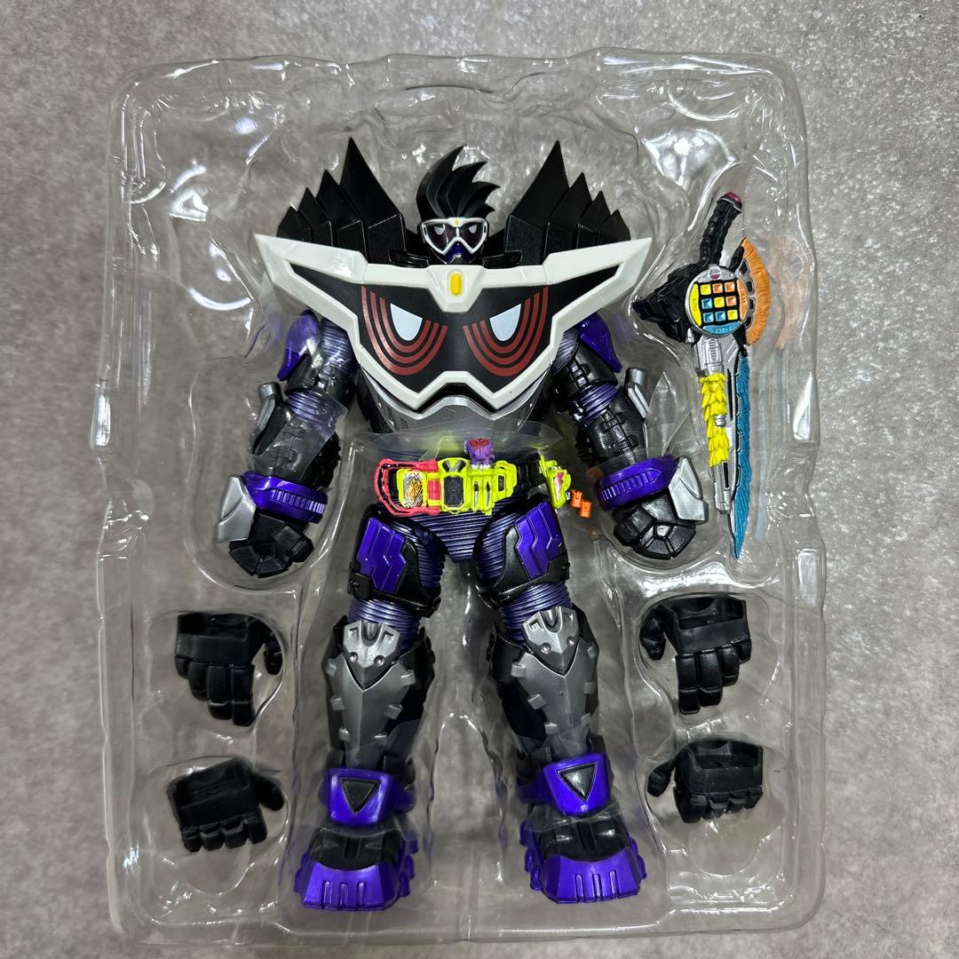 S.H.Figuarts 仮面ライダースナイプ ゲンム フィギュア