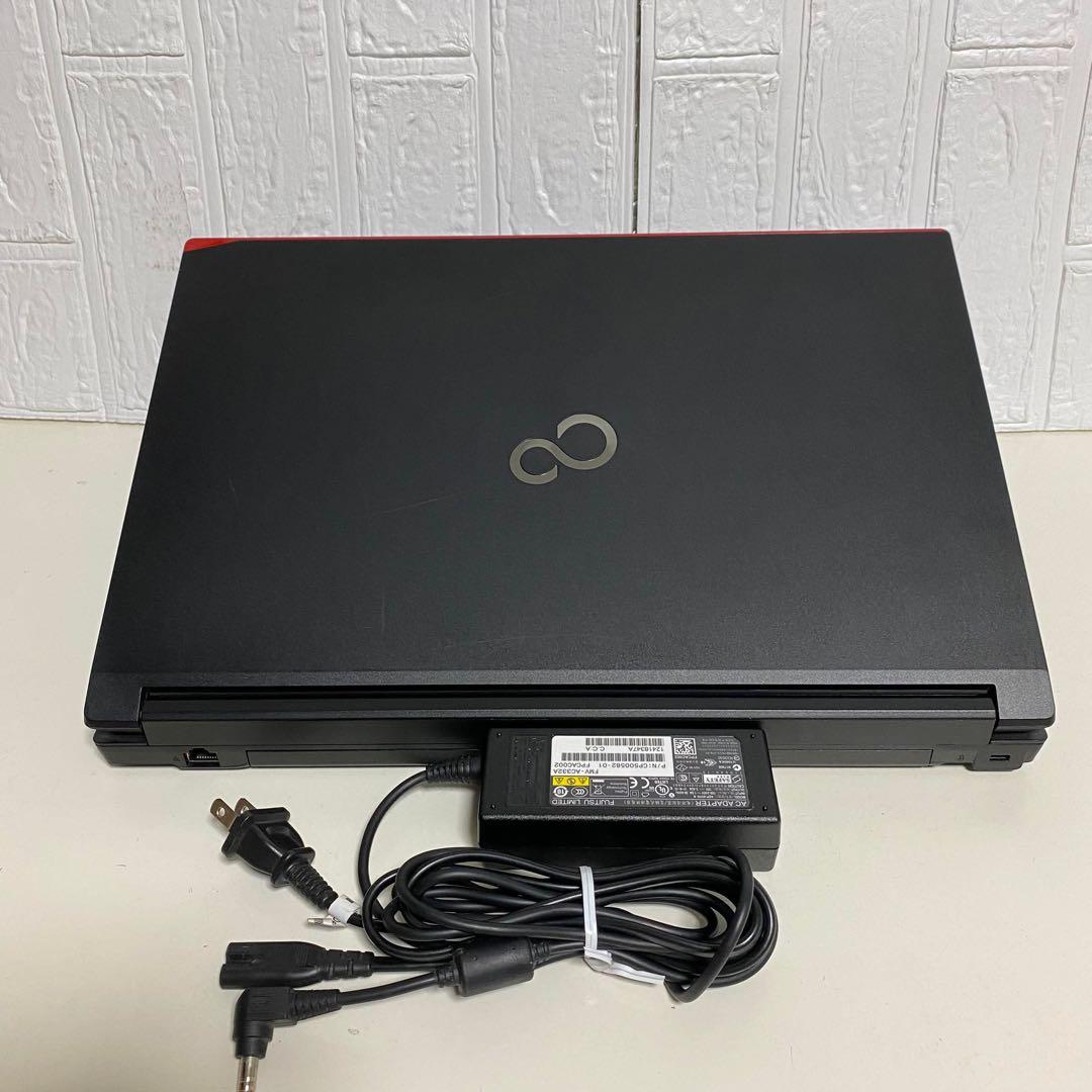 Windows11 オフィス2024年SSD Bluetooth富士通ノートPC