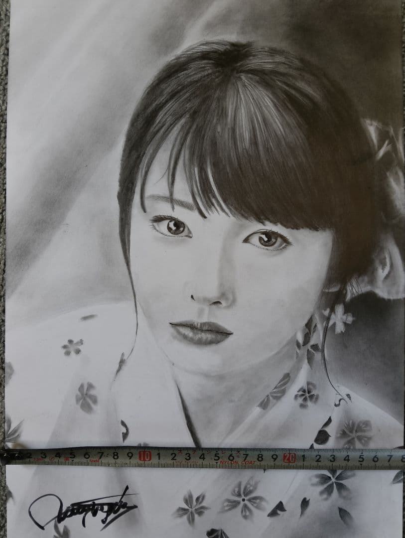 女性の肖像 鉛筆画 花柄着物 A3上質ケント紙 - メルカリ