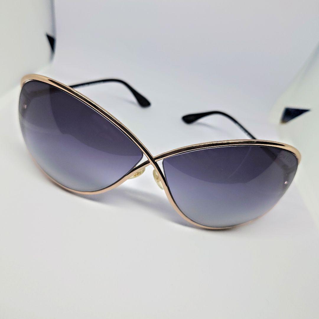 hydeさん着用同型 TOM FORD miranda TF-130