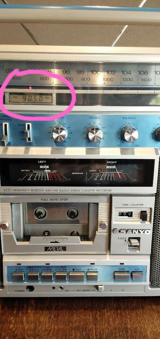 ジャンク カセットデッキ不動 ラジオ稼働 SANYO M-X824 ラジカセ