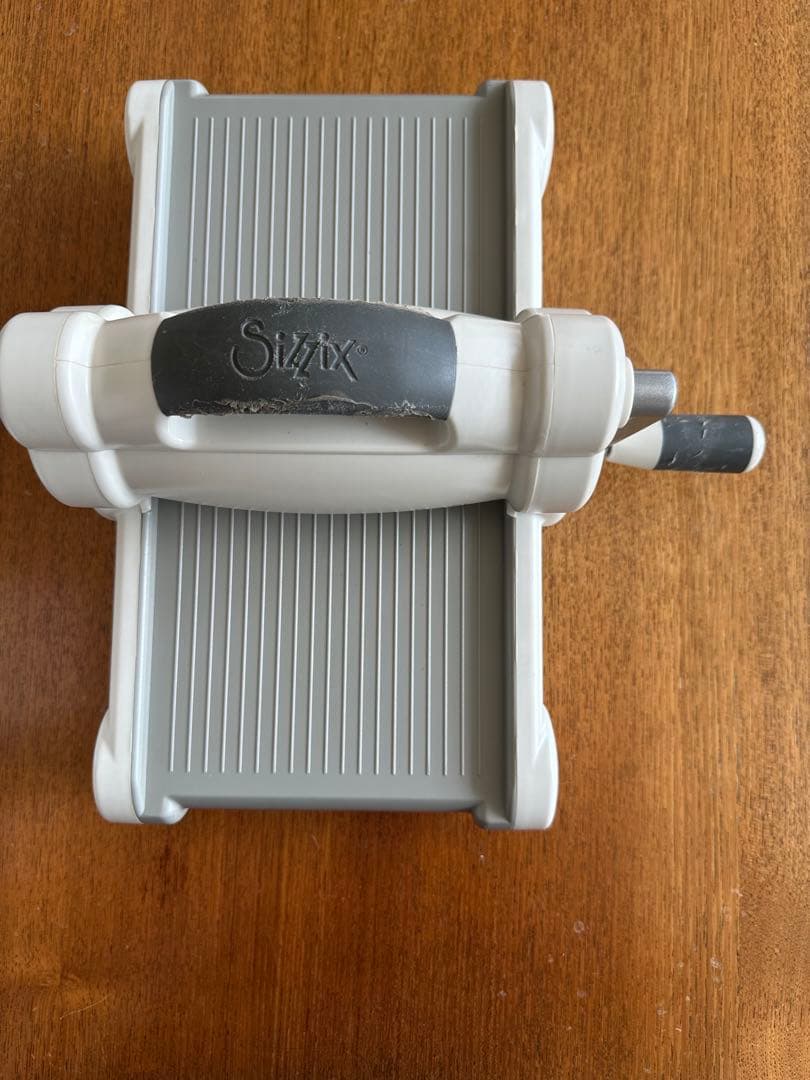 Sizzix Big Shot シジックス ビッグショット ダイカットマシン - メルカリ