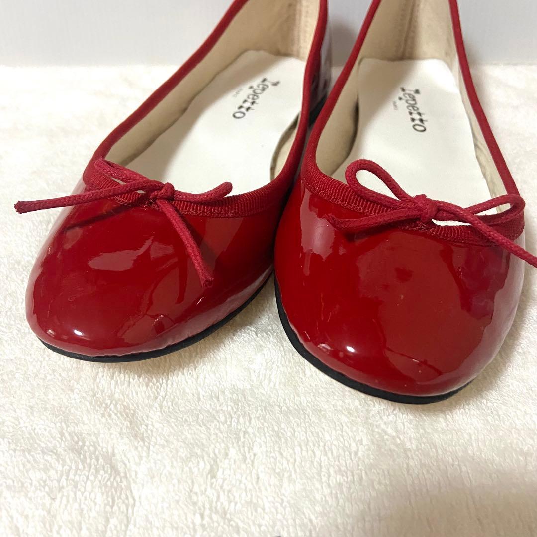 美品レペット　バレエシューズ　エナメル　レッド　37 23.5cm