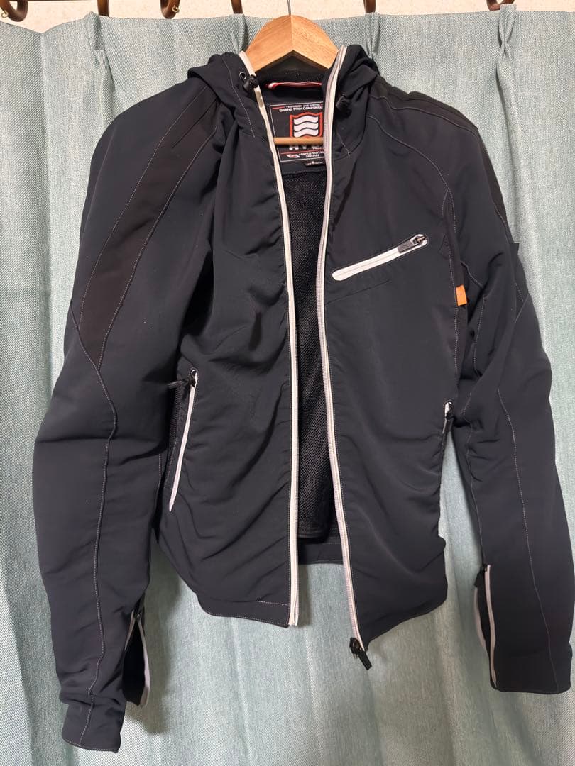 hyod ヒョウドウ 春夏用バイクジャケット Lサイズ プロテクター付き ヒョウドウの最新ジャケットのベンチレーションがすごすぎる〈HYOD