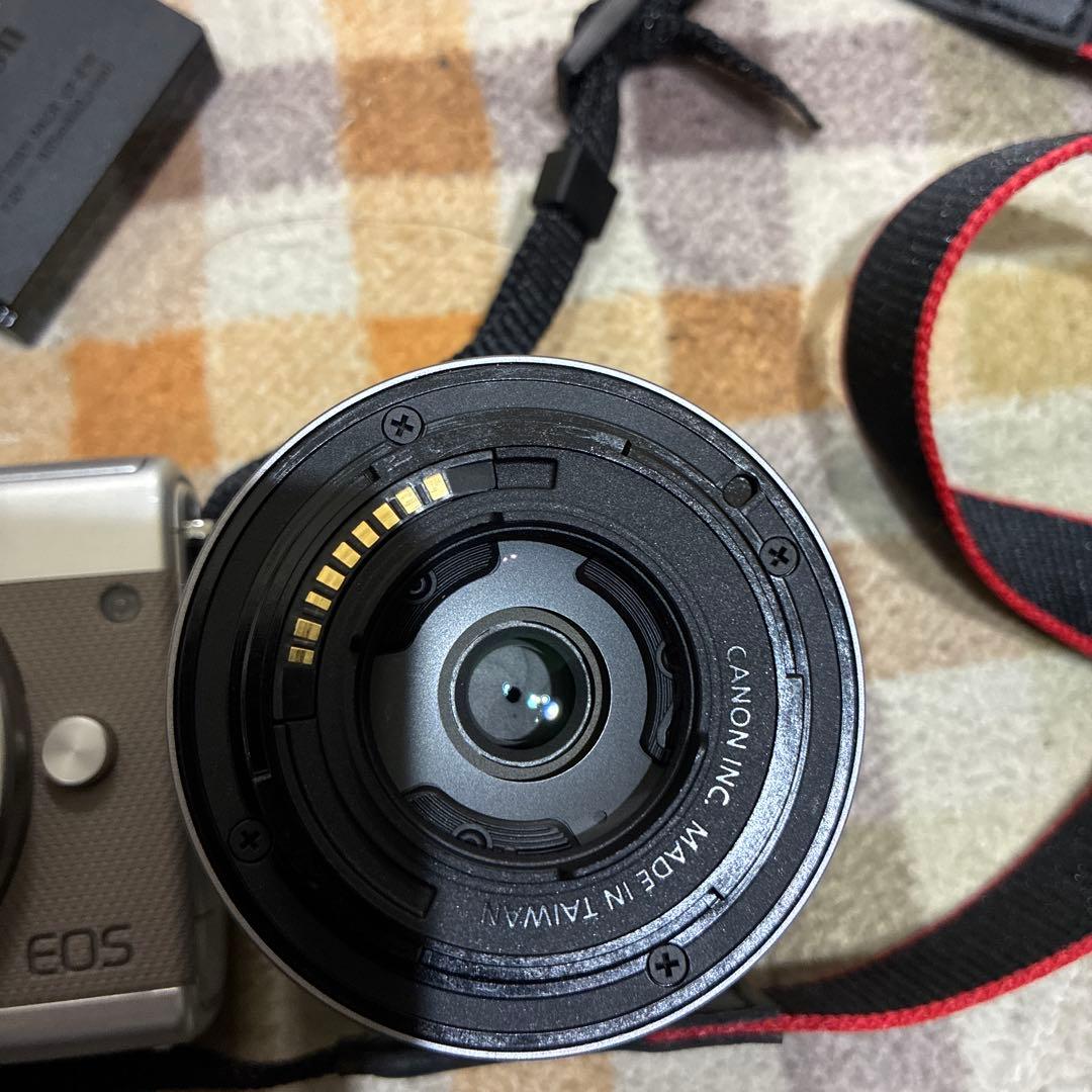 極美品 グレー Bluetooth搭載でスマホ転送 CANON EOS M100の通販はau