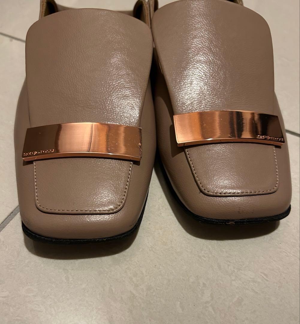 36】セルジオロッシ ベージュ sr1 Slipper