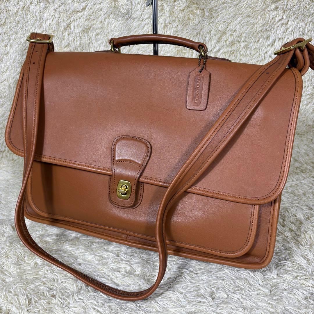 オールドコーチ　5180 ビジネスバック　ショルダーバッグ　ターンロック　USA オールドコーチ ☆ USA製 レザー ターンロック ミニ ショルダーバッグ