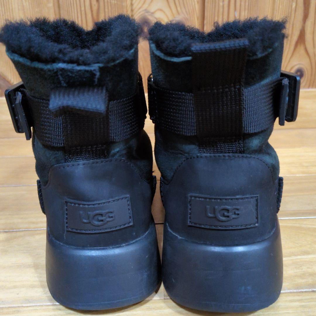 UGG☆アグ☆クラシック ブーム バックルブーツ☆23cm 厚底 - メルカリ