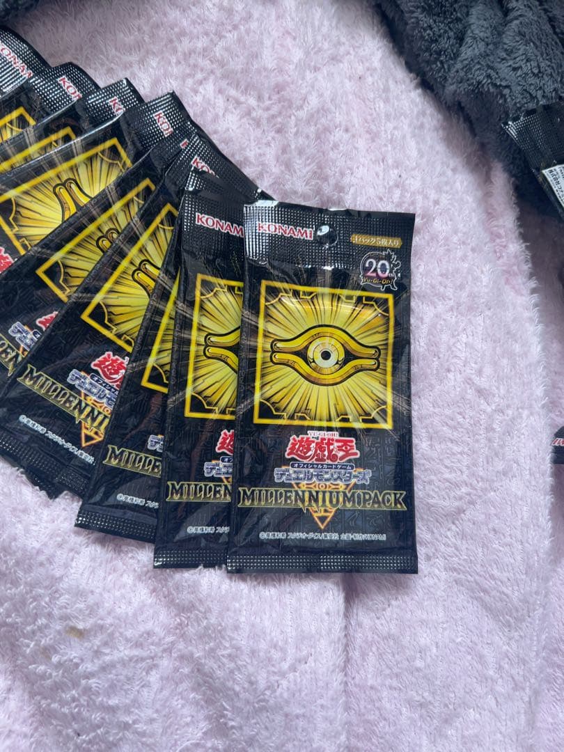 遊戯王OCG ミレニアムパック 9パック 未開封 プレイ用 - メルカリ