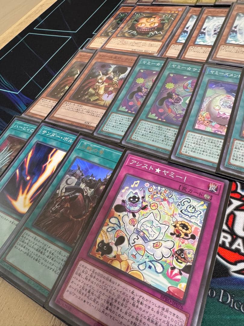 閃刀姫ヤミー デッキ メイン40＋エクストラ スリーブ付き - メルカリ