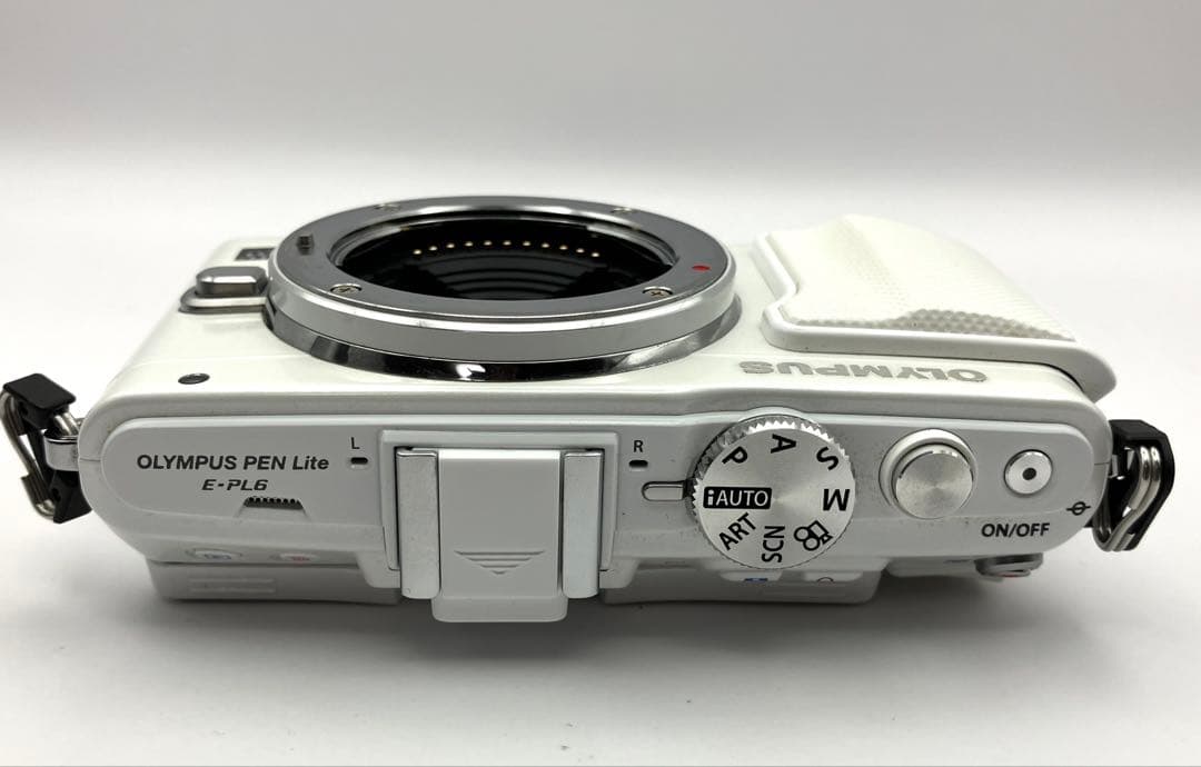 OLYMPUS E-PL6 ダブルズームキット ショット数29回 - メルカリ