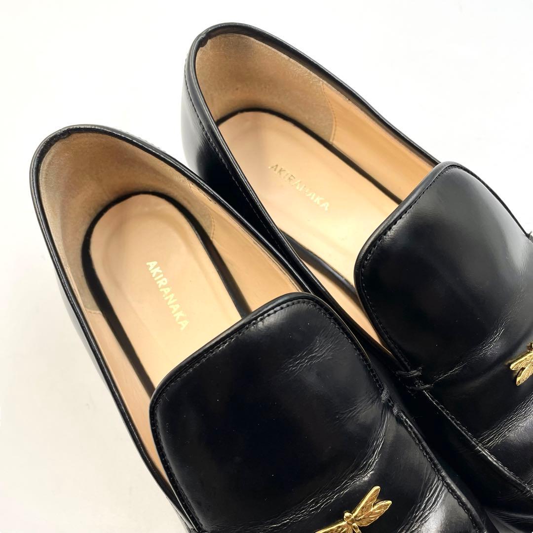 AKIRANAKA アキラナカ ローファー パンプス トンボ ゴールド金具 黒