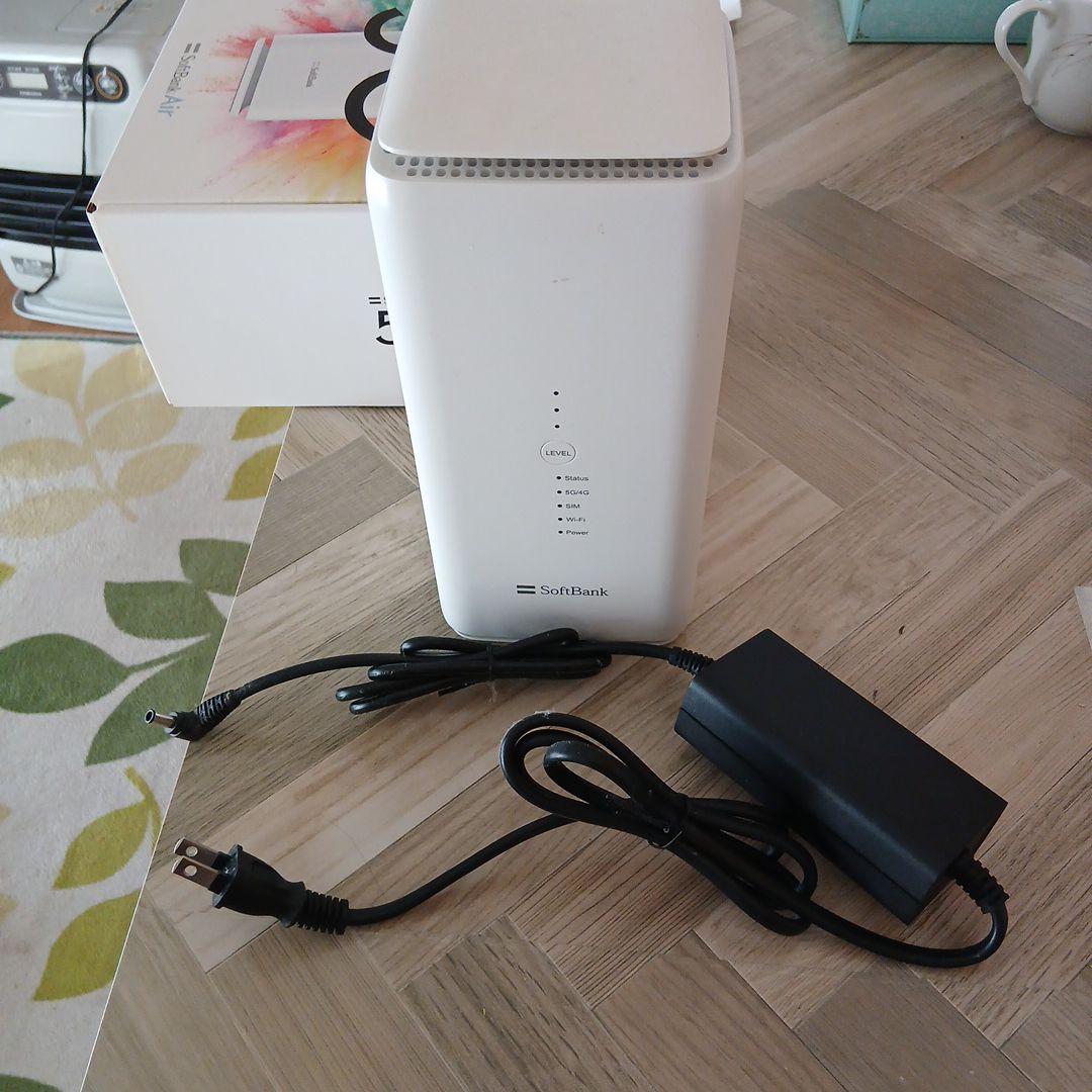 Airターミナル5です 本体と電源アダプターのセットです Softbank - ソフトバンク AIRターミナル WI-FIルーター➕ACアダプター