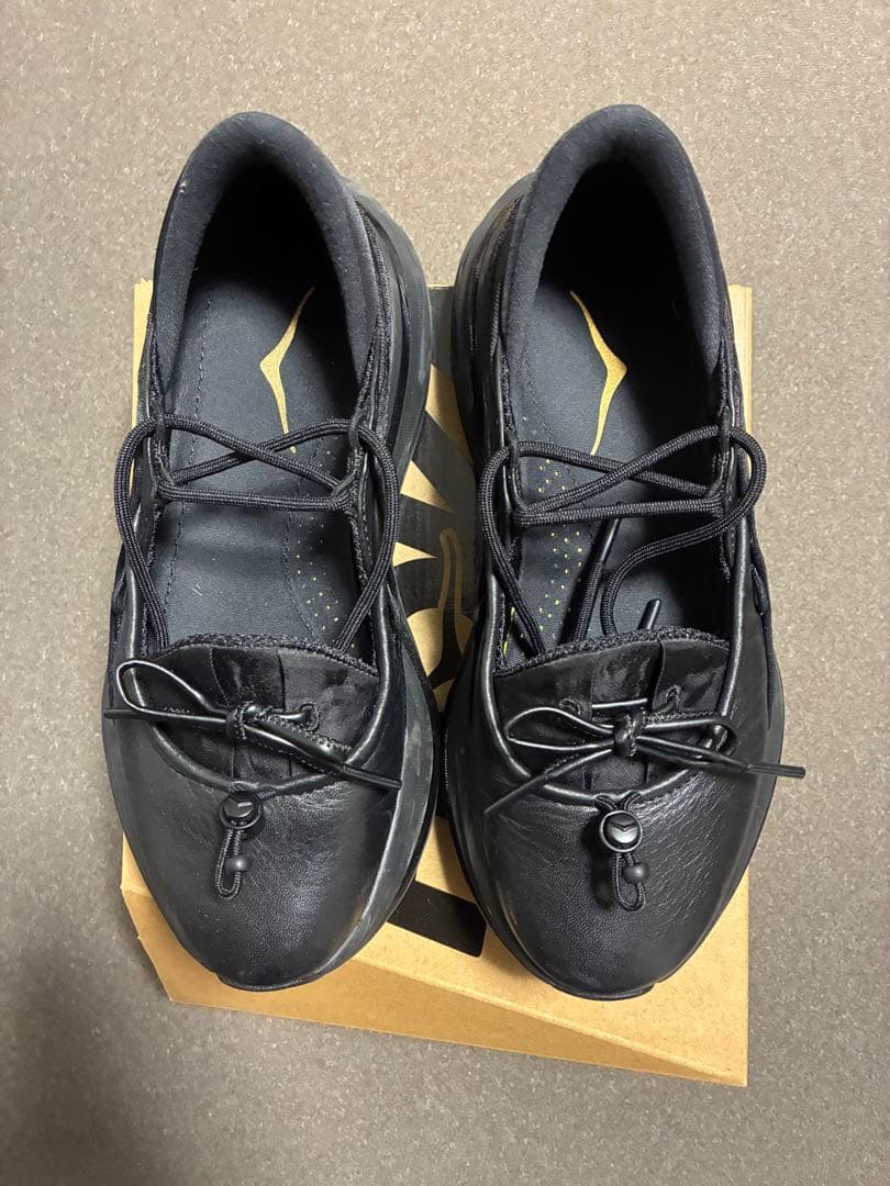 HOKA ボンディ　メリージェーン　23.0cm