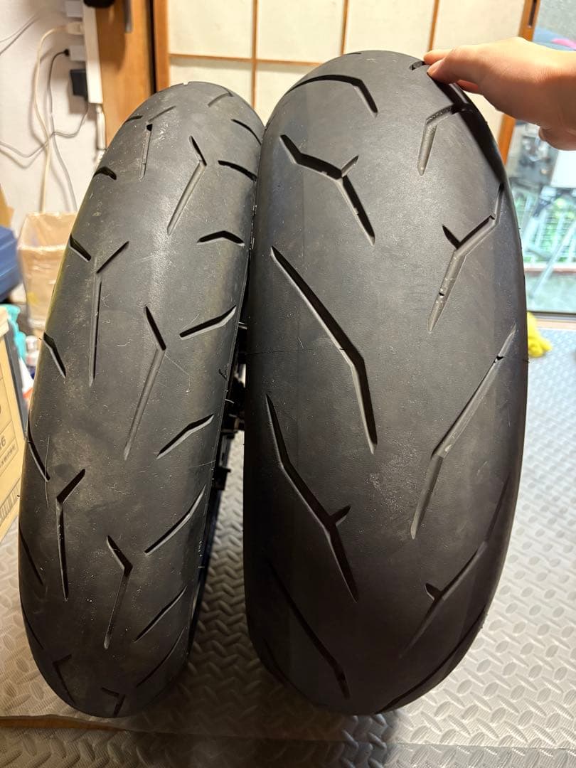 ピレリ ROSSO CORSA タイヤ ホイール z900rs cafe