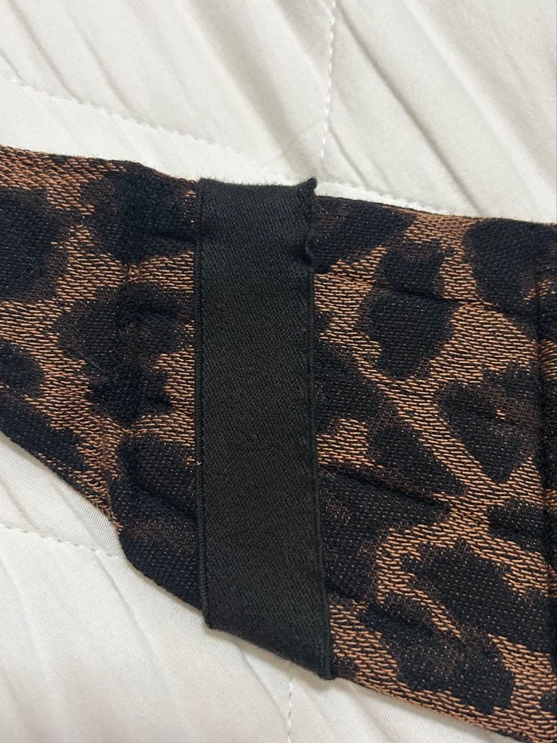 Artipoppe レオパード・クラシック 抱っこ紐 - メルカリ