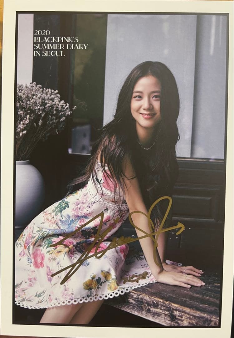 超希少】☆BLACKPINKのメンバー/ジス☆直筆サインカード 23×16cm