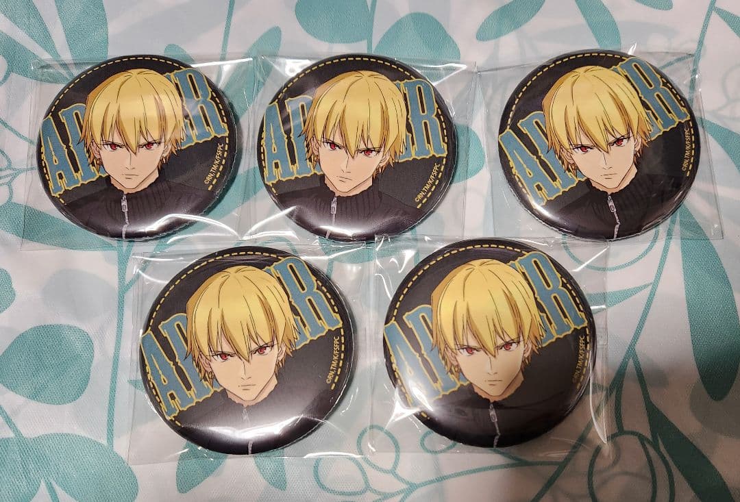 Fate strange Fake コラボカフェ ギルガメッシュ 缶バッジセット