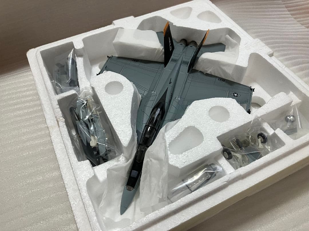 F③ ホビーマスター 1/72 F/A-18F ジョリーロジャース HA5102 - メルカリ